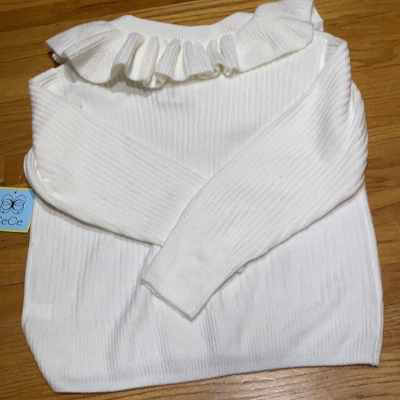 CECE ruffle sweater Size M. Cream color. NWT - Picture 7 of 8